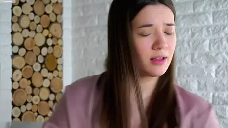 LowOncoming webcam model stream image