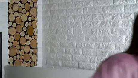 LowOncoming webcam stripchat model stream image