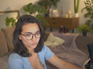 Gisell Jones webcam model stream image