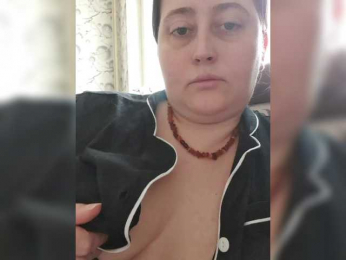 Milla-lovee webcam model stream image