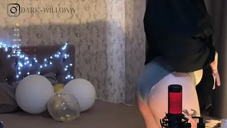 dark-willoww webcam model stream image