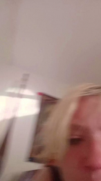 LuciiLuv webcam model stream image