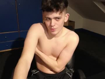 adr_twink webcam model stream image