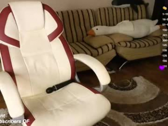 charming__kitty webcam chaturbate model stream image