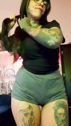 LunaRoj666 webcam model stream image