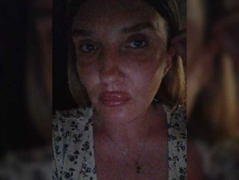 Ilona_300_metrov_ot_vas webcam model stream image