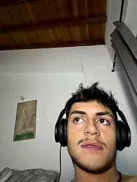 Monson_cl2 webcam stripchat model stream image