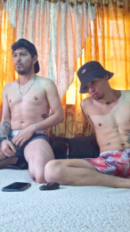 Dark_Couple webcam model stream image