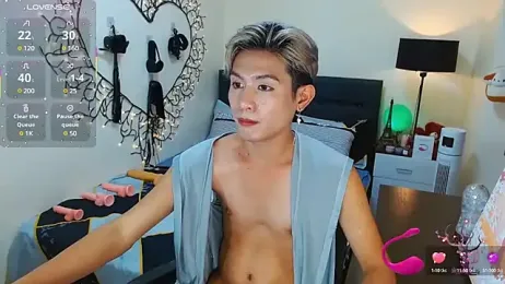 WildestTwink webcam model stream image