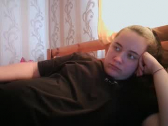 skyressie333 webcam model stream image