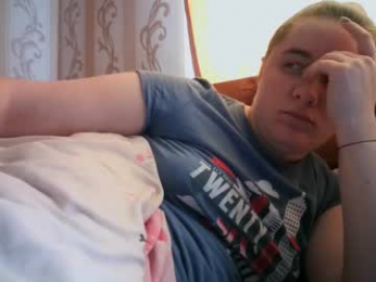 skyressie333 webcam model stream image