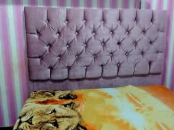 milkylove_19_ webcam chaturbate model stream image