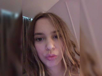 murmishka webcam model stream image