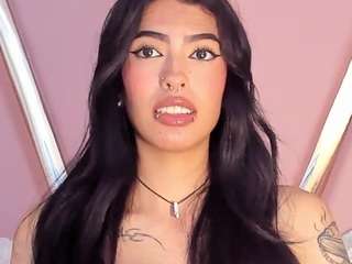 eva-benely webcam camsoda model stream image