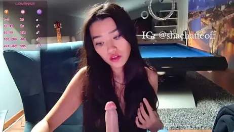 shachatteof webcam model stream image