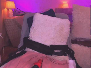 DAkotaHot77 webcam model stream image