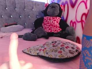 luana-grey webcam model stream image
