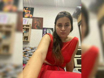LolaBanks webcam model stream image
