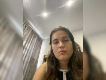 LolaBanks webcam bongacams model stream image