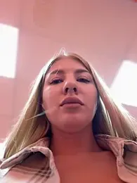 NewLale webcam stripchat model stream image