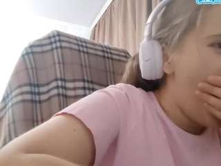 yadirabottomly webcam model stream image