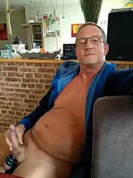 TommyTom76 webcam model stream image