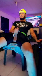 Papiyoungpig webcam cam4 model stream image