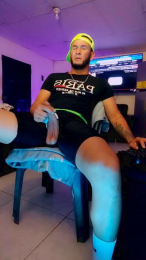 Papiyoungpig webcam cam4 model stream image