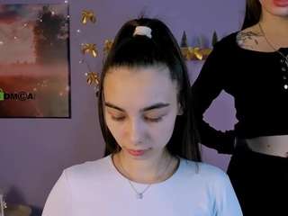 ariel-shadow webcam model stream image