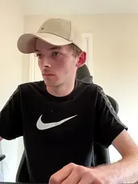 Hothungboy1 webcam model stream image
