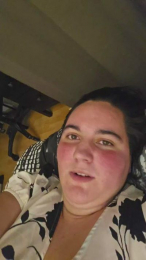 alky76 webcam model stream image