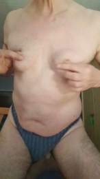 roumulus82 webcam model stream image