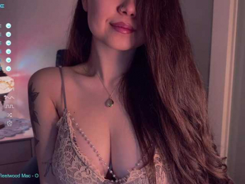 lu-blu webcam model stream image