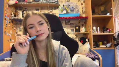 IrmaHipsley webcam model stream image