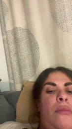 Diaane webcam model stream image