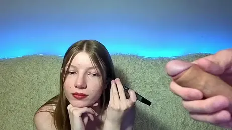 Lovirs webcam model stream image