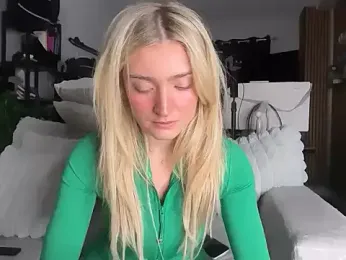 meggsworld webcam model stream image