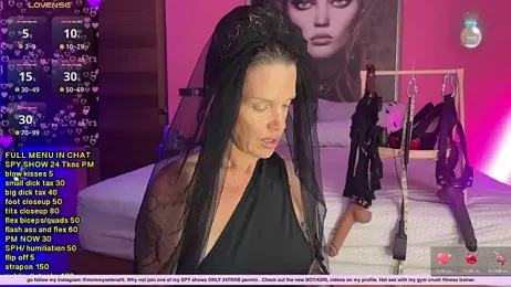 mommyselenafit_ webcam stripchat model stream image