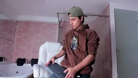 dylan_cross_ webcam stripchat model stream image