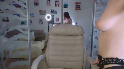 sOmNum webcam model stream image