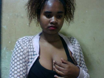 Marie121 webcam bongacams model stream image