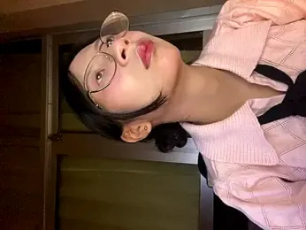 Lil-Gi webcam stripchat model stream image