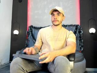 Liam Walker webcam model stream image