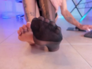 archiecolliins webcam model stream image