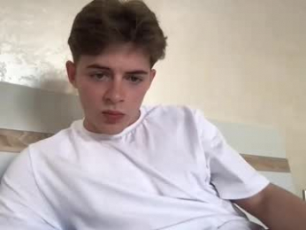 lovet1me webcam chaturbate model stream image