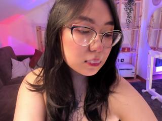 Yuki Lewd webcam flirt4free model stream image