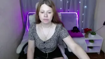 alekasamui webcam model stream image