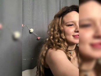 Miley webcam model stream image