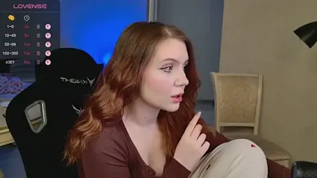 YouHoldMee webcam model stream image