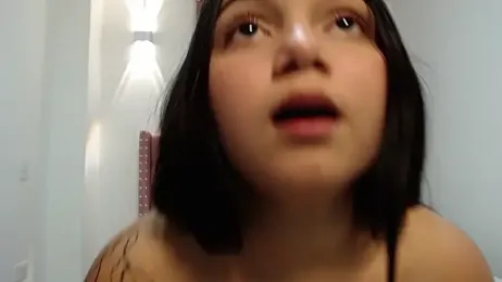 chloe-sweet- webcam model stream image